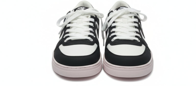 Nike Sneaker - Black And White